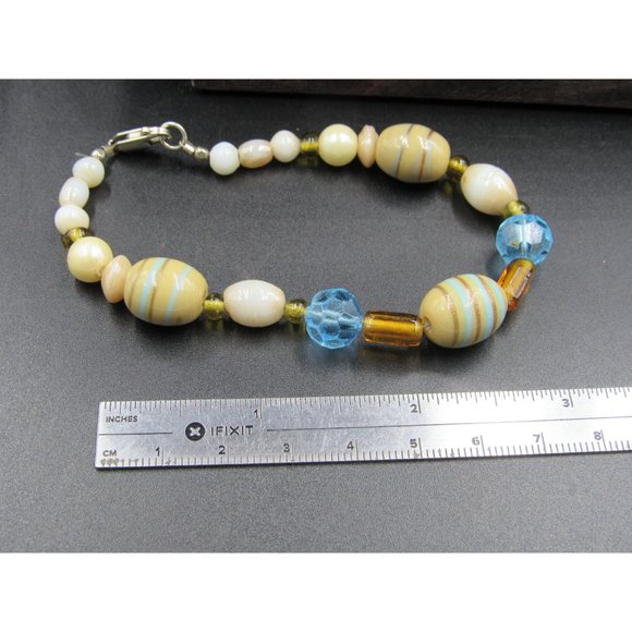 8 Inch Sterling Silver White And Cream Glass Beads Bracelet - Picture 5 of 6